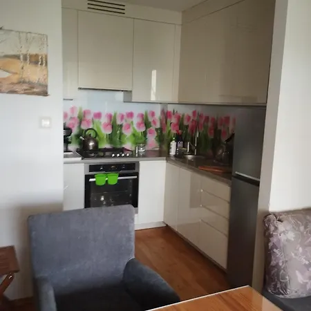 Mieszkanie 1-4 Soby Targowek Blisko Metra Apartment